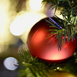 Gros plan sur une décoration de Noël