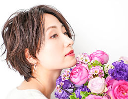 女性 ビューティー