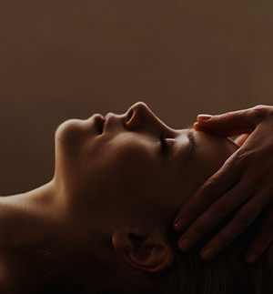 Relaxing Face Massage