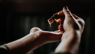 The Healing Power of Aromatherapy: How Essential Oils Can Aid Postpartum Recovery