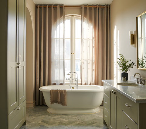 Elegantes Badezimmer-Interieur