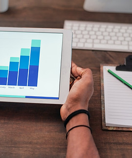 Graphique sur l'écran de la tablette numérique.