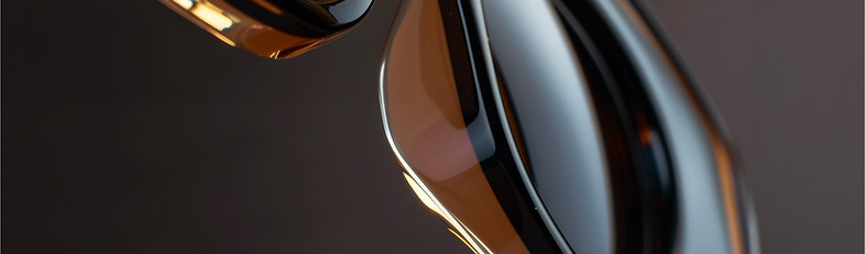 Close-Up Sunglasses Frame