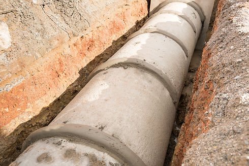 Concrete drainage pipe and manhole
