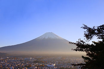 富士山と都市風景