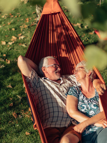 Paar in einer Hängematte