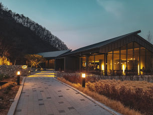 Outdoor Lighting Ideas: Enhance Your Landscaping with Creative Illumination