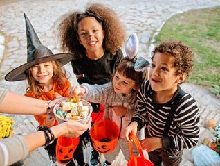 What to Do With Leftover Halloween Candy: A Pediatrician's Healthy, No-Fight Plan to Make Before Trick-or-Treating