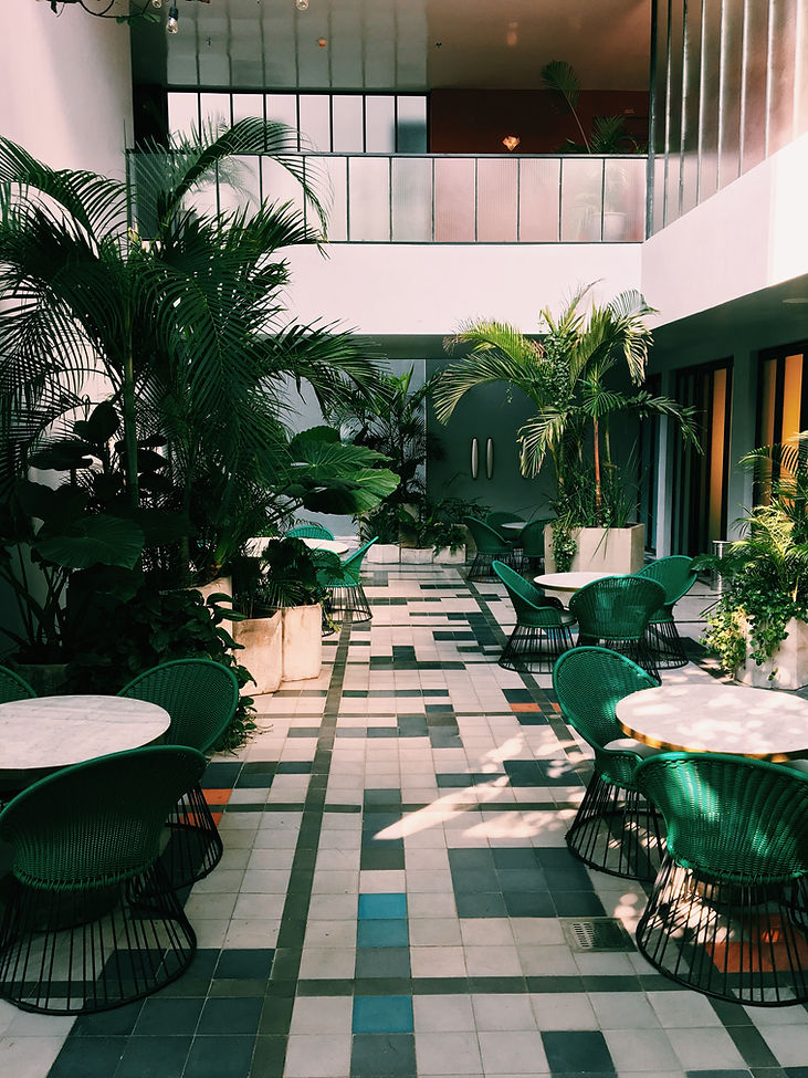 Espacio de patio moderno