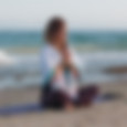 Meditando en la playa