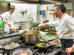 Why Your Restaurant Needs a Consultant (Even If Your Mum Says It's Fine)