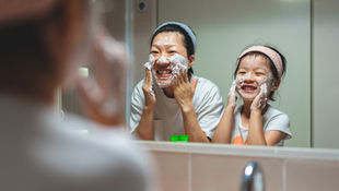 如何正確洗臉：洗臉時間、方法及注意事項