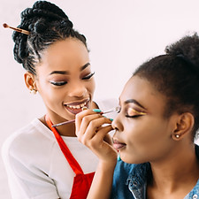 Make Up Artist