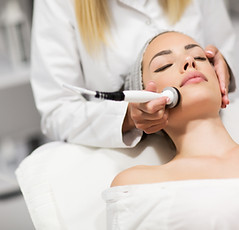 Micro Needling Application