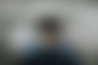 What are the 7 signs of autism in middle age?