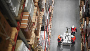 Opinion: How can automation free food and beverage workers from palletising dangers?