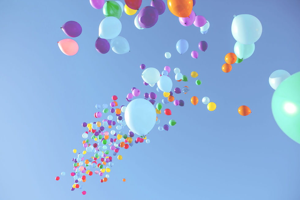 Ballons flottant dans les airs