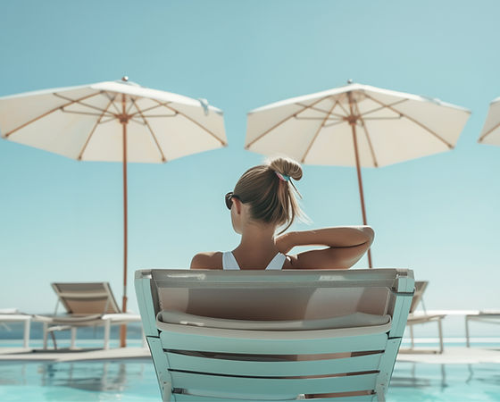Ambiente relaxante à beira da piscina