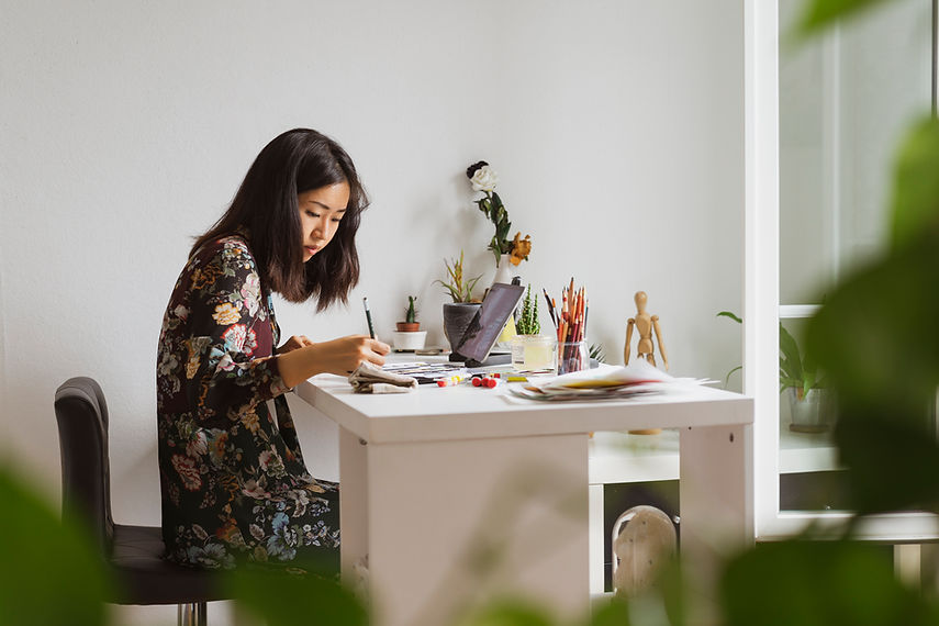 Painter Illustrating