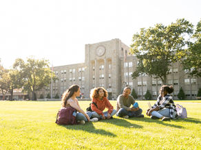 From Culture Shock to Confidence: Thriving as an International Student!