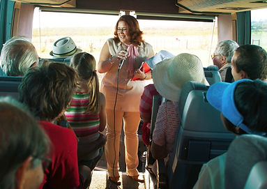 Foto de um funcionário da LiberwayUSA, guia de turismo especialista nos parques da Disney World, Universal Studios e Busch Ga