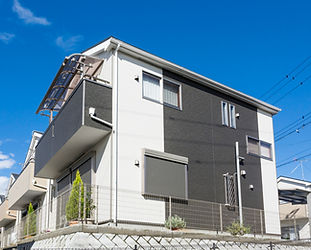 新しい町の家並み