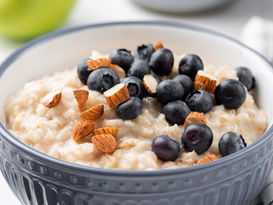 Dietitian reviews: should you stop eating oats?