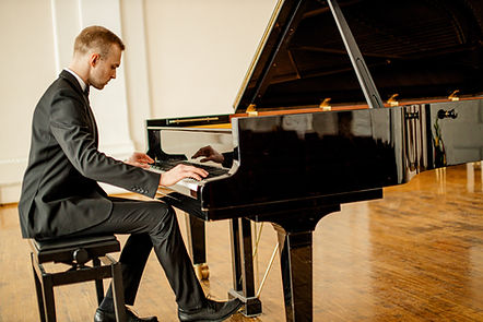 Pianist