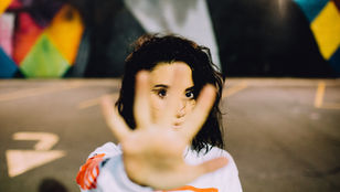 “Are You Acoustic?”: Meme Culture and the Erasure of Disabled People