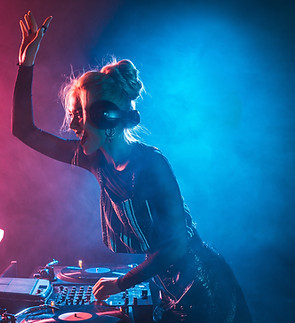 DJ