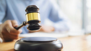 기업 간 계약 분쟁에서 유리한 합의를 이끌어내다