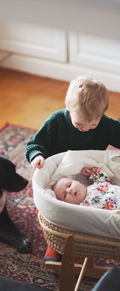 Bambino nella culla