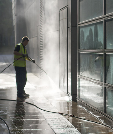 Commercial Power Wash