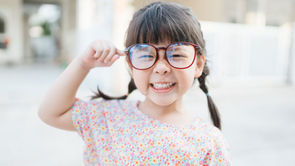Oftalmologista infantil em Taubaté: quando levar seu filho ao especialista?