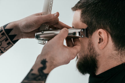 Bild Herrenhaarschnitt Friseurmeisterausbildung 