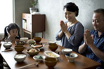 食べ物を祝福する