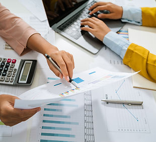 Travail d’équipe au bureau