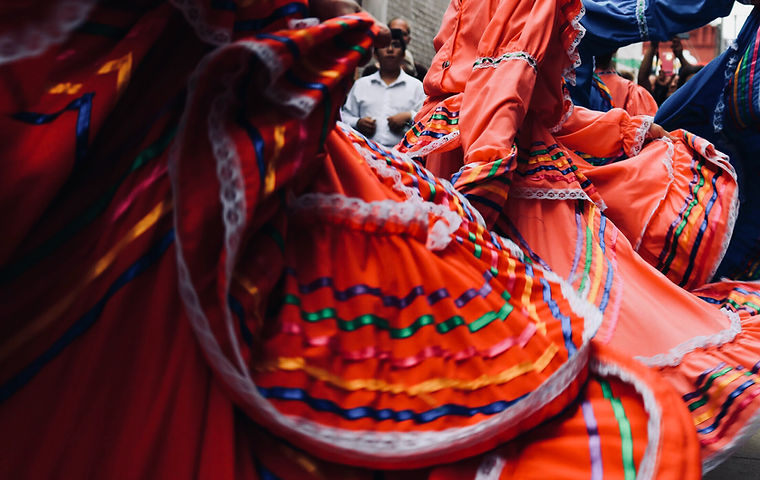 Bailarines populares mexicanos