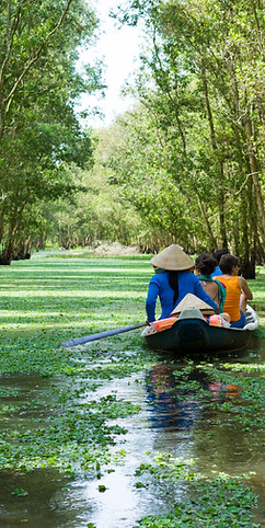 Passeio de barco em Rung Sac Military, Can Gio, Vietnã