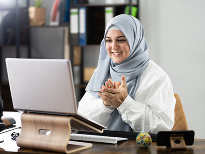 Hearing People in Deaf Spaces: How to Show Respect and Support