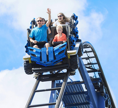 Monter sur des montagnes russes