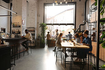 Interior de cafetería moderna
