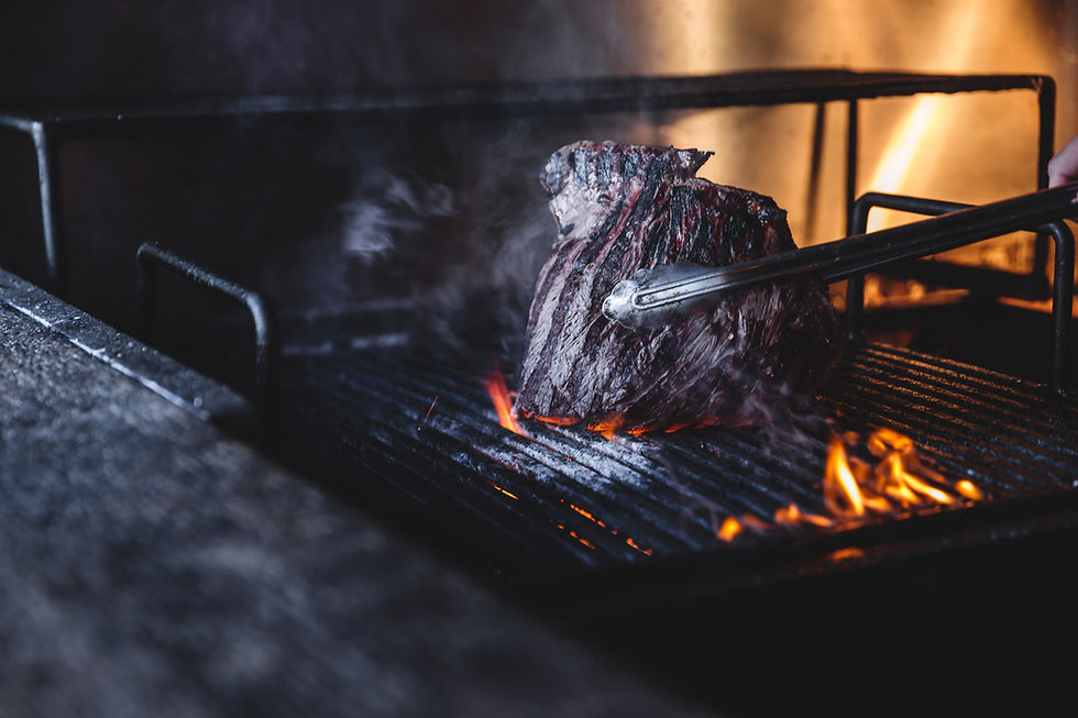 Bistecca alla griglia alla fiamma