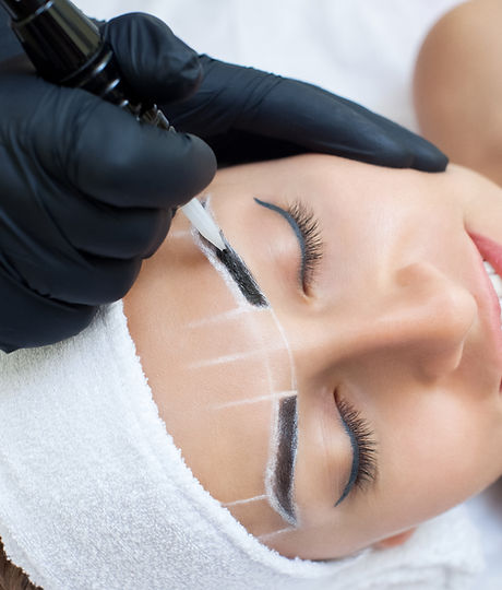 Tratamiento de cejas