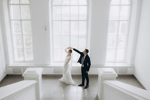 Elegant Wedding Dance