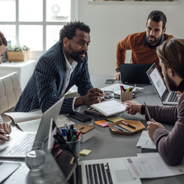 Optimizing Teams for Peak Performance: Coaching and Consulting Services