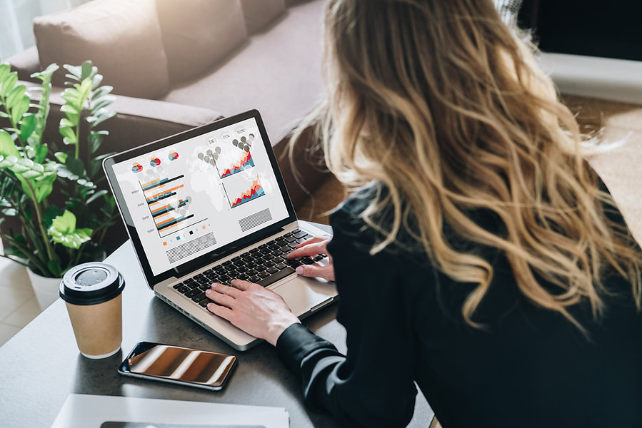 IllisHUB freelance webdesigner and online marketing specialist