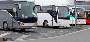 Autobus stationnés