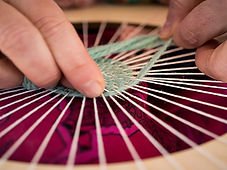 Tissage à la main