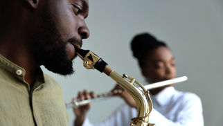 Oi, meu nome é música! Preciso ser registrada e certificada, para gerar direito autoral!